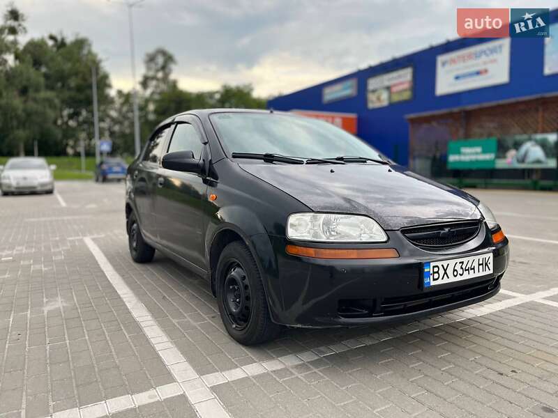 Седан Chevrolet Aveo 2005 в Шепетівці
