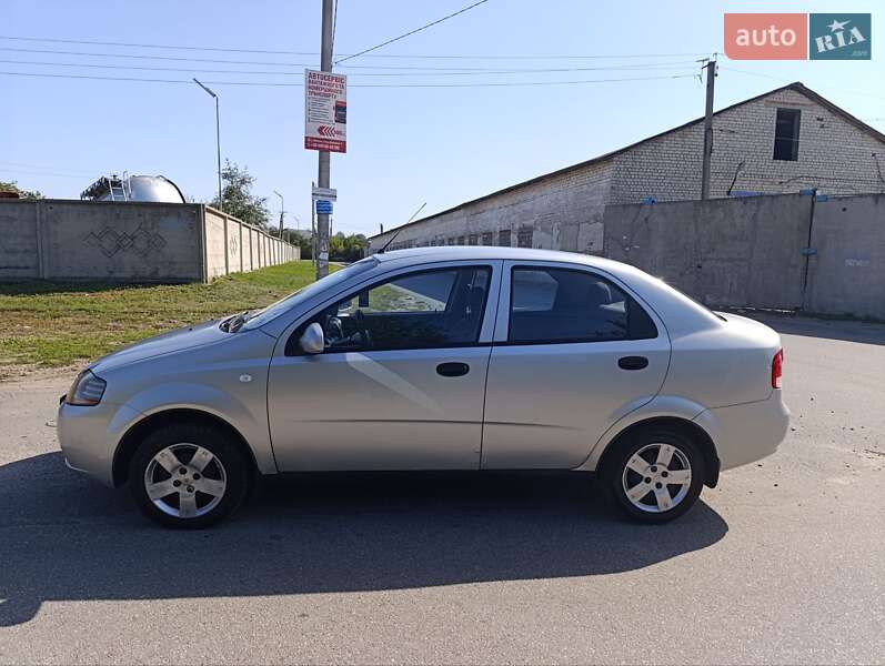 Седан Chevrolet Aveo 2006 в Харькове
