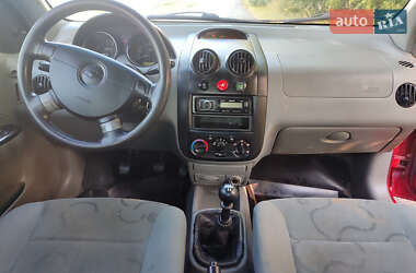 Седан Chevrolet Aveo 2004 в 