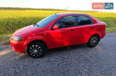 Седан Chevrolet Aveo 2004 в 