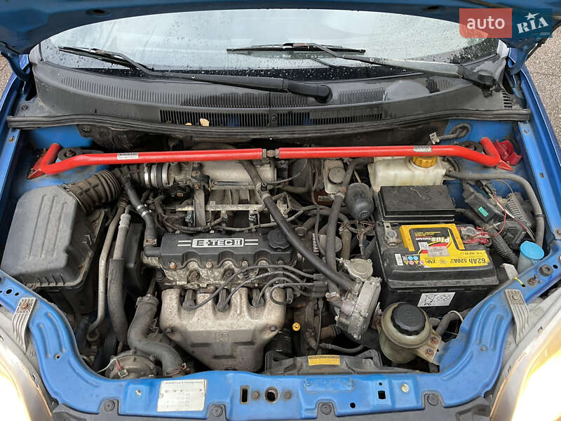 Седан Chevrolet Aveo 2006 в Черкассах