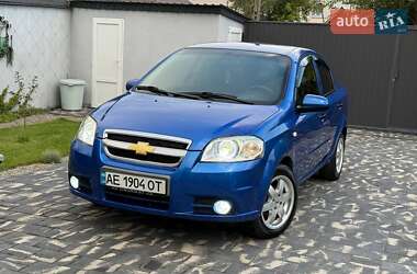 Седан Chevrolet Aveo 2011 в Днепре