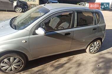 Хэтчбек Chevrolet Aveo 2007 в 