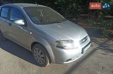 Хэтчбек Chevrolet Aveo 2007 в 