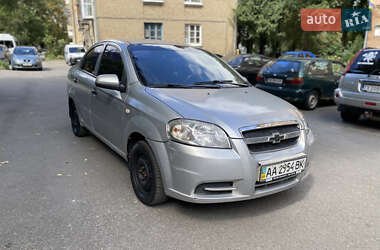 Седан Chevrolet Aveo 2006 в Киеве