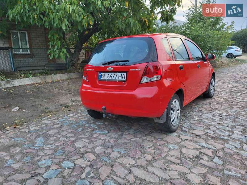 Хэтчбек Chevrolet Aveo 2006 в Первомайске