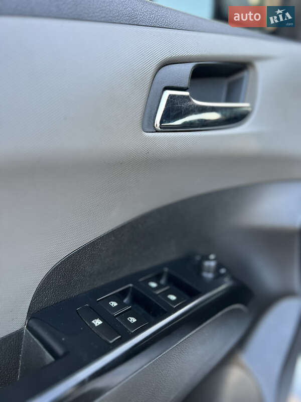 Седан Chevrolet Aveo 2012 в Запорожье