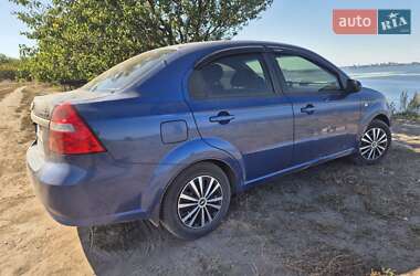 Седан Chevrolet Aveo 2008 в Обухові