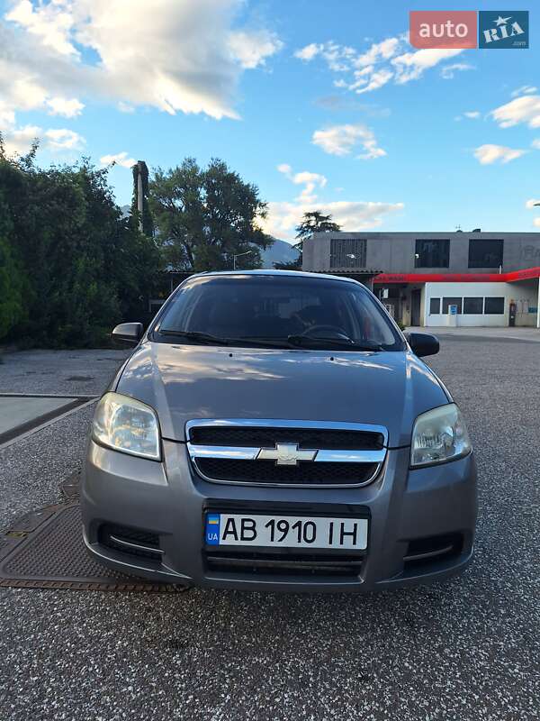 Седан Chevrolet Aveo 2011 в 
