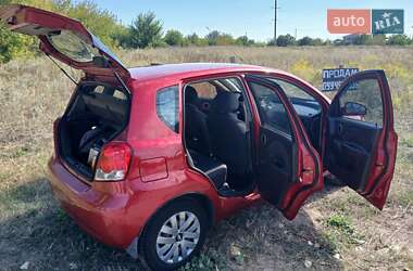 Хэтчбек Chevrolet Aveo 2006 в 