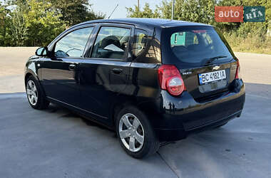 Хэтчбек Chevrolet Aveo 2009 в 