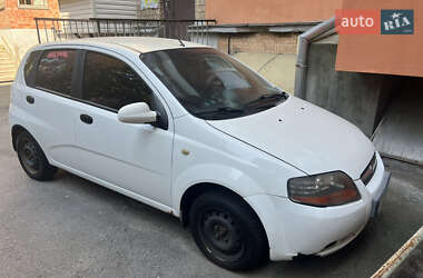 Хэтчбек Chevrolet Aveo 2007 в Киеве