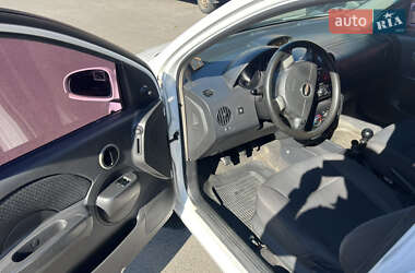 Хетчбек Chevrolet Aveo 2007 в 