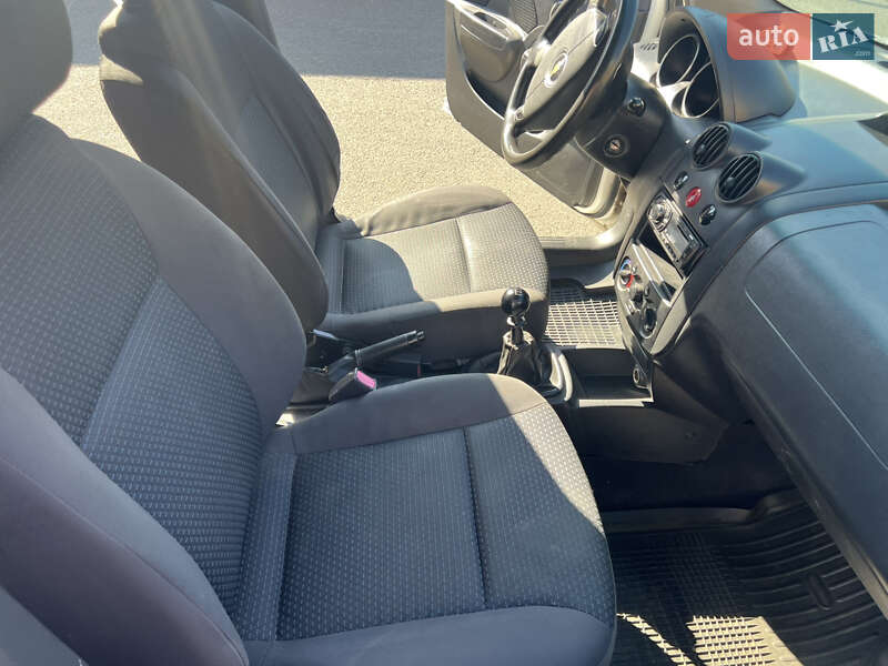 Хэтчбек Chevrolet Aveo 2007 в Киеве