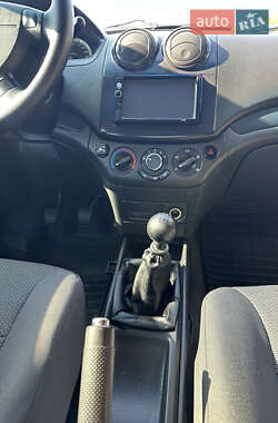 Седан Chevrolet Aveo 2008 в 