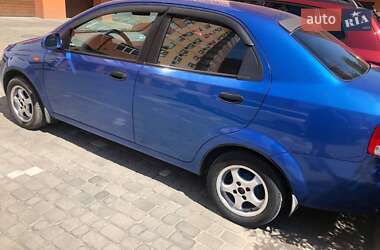 Седан Chevrolet Aveo 2005 в 