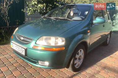 Хэтчбек Chevrolet Aveo 2005 в Вышгороде