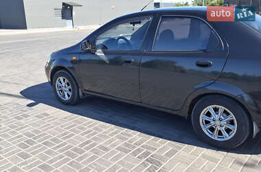 Седан Chevrolet Aveo 2005 в 