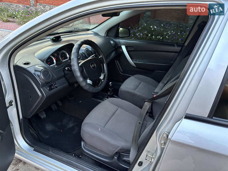 Седан Chevrolet Aveo 2008 в Запорожье