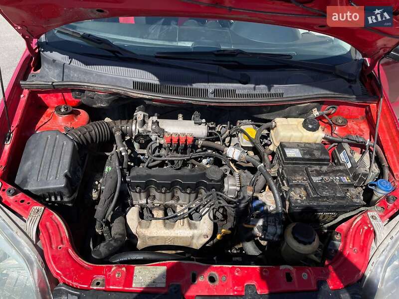 Седан Chevrolet Aveo 2010 в Житомире