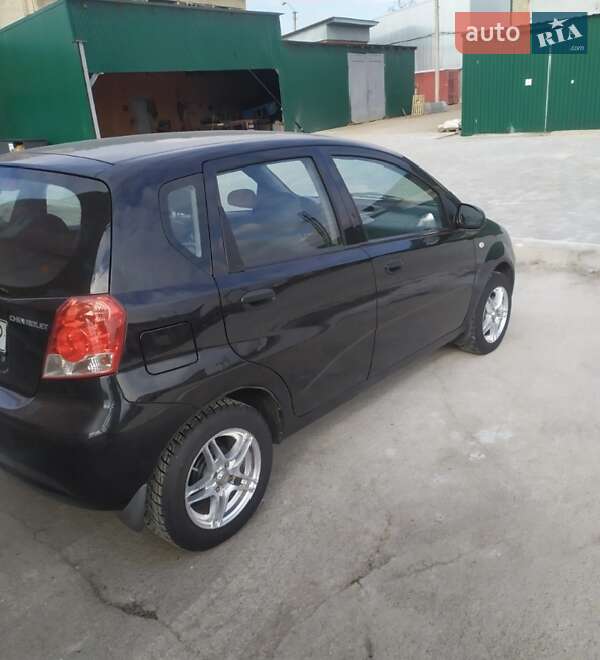 Хэтчбек Chevrolet Aveo 2006 в Ивано-Франковске
