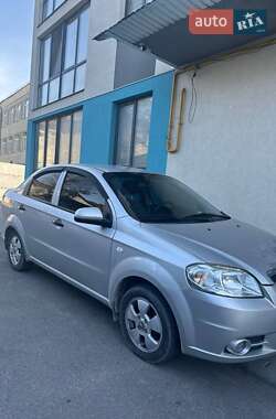 Седан Chevrolet Aveo 2011 в 