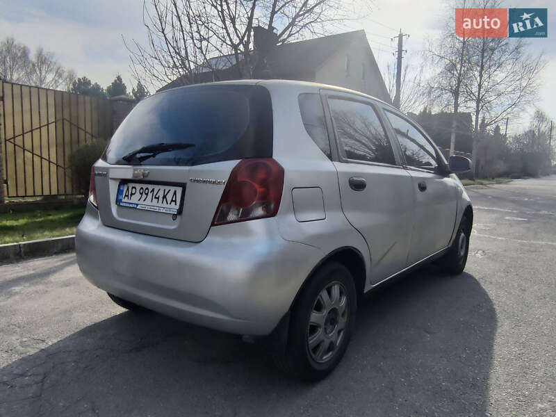 Хэтчбек Chevrolet Aveo 2004 в Запорожье
