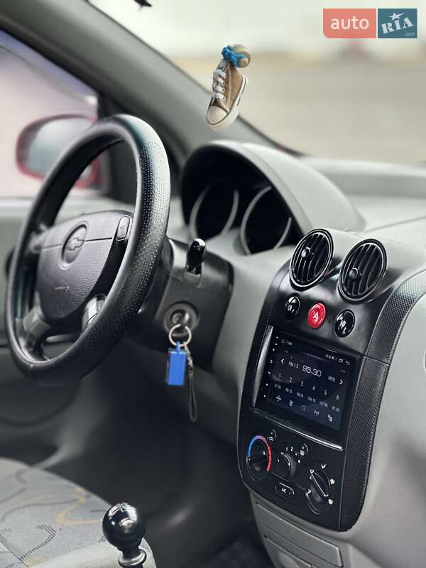 Седан Chevrolet Aveo 2005 в Одессе