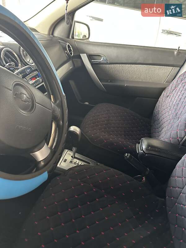 Седан Chevrolet Aveo 2007 в Фонтанке