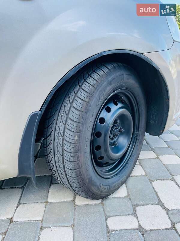 Седан Chevrolet Aveo 2008 в Житомире