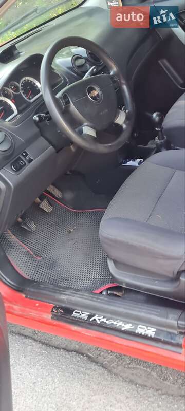 Седан Chevrolet Aveo 2006 в Виннице