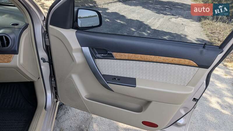 Седан Chevrolet Aveo 2008 в Днепре фото 8 Седан Chevrolet Aveo 2008 в Днепре