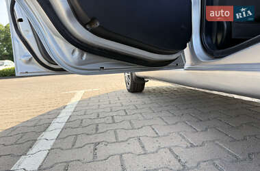Хэтчбек Chevrolet Aveo 2007 в 