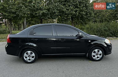 Седан Chevrolet Aveo 2010 в 
