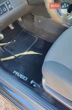 Седан Chevrolet Aveo 2011 в 