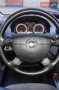 Седан Chevrolet Aveo 2011 в 