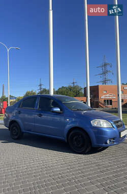 Седан Chevrolet Aveo 2010 в Дніпрі