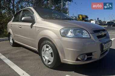 Седан Chevrolet Aveo 2008 в Києві