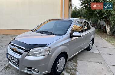 Седан Chevrolet Aveo 2008 в Киеве