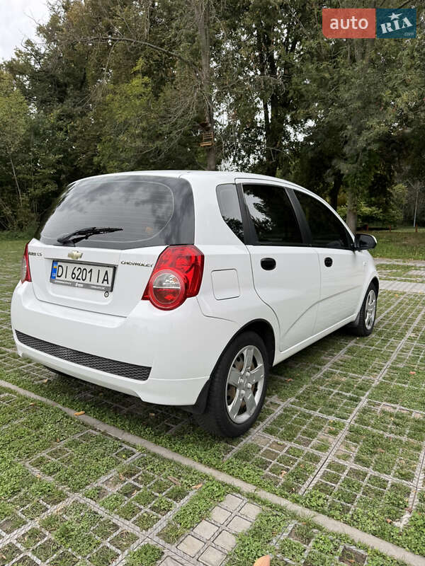 Хетчбек Chevrolet Aveo 2010 в Києві фото 9 Хетчбек Chevrolet Aveo 2010 в Києві