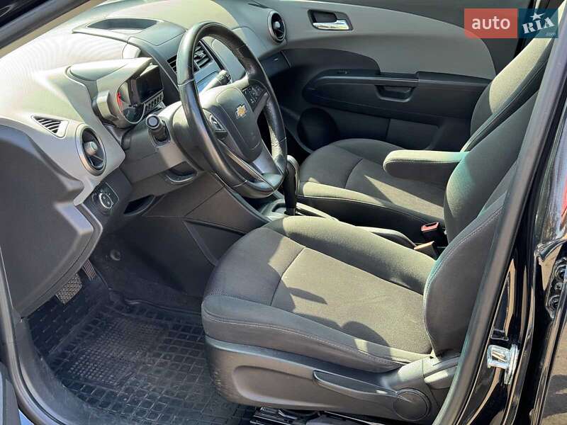 Хетчбек Chevrolet Aveo 2012 в Вінниці фото 13 Хетчбек Chevrolet Aveo 2012 в Вінниці