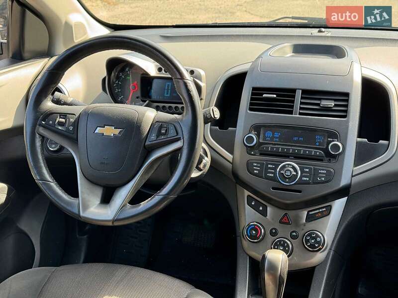 Хетчбек Chevrolet Aveo 2012 в Вінниці фото 24 Хетчбек Chevrolet Aveo 2012 в Вінниці