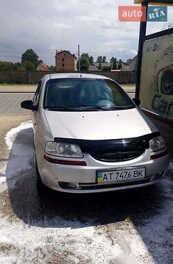 Седан Chevrolet Aveo 2004 в 