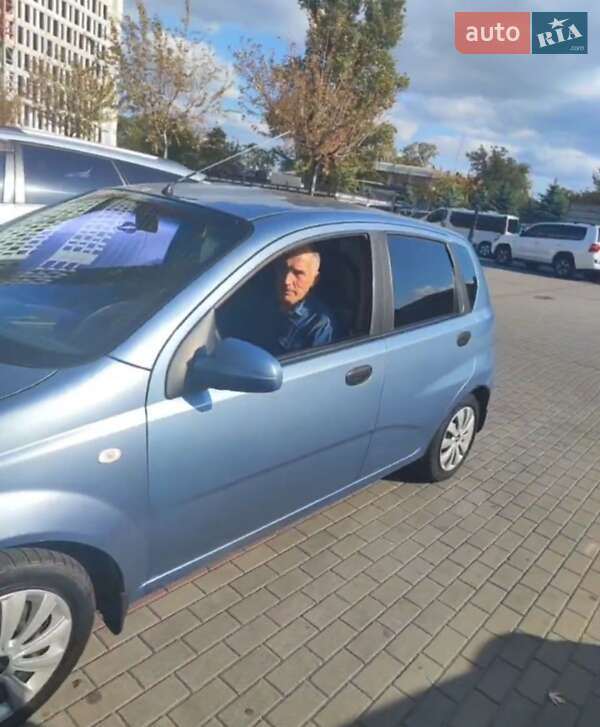 Хэтчбек Chevrolet Aveo 2006 в Днепре