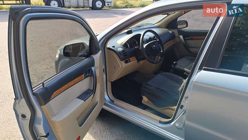 Седан Chevrolet Aveo 2007 в Виннице