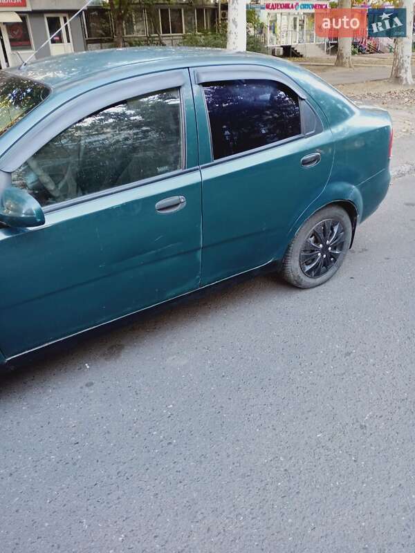 Седан Chevrolet Aveo 2004 в Одессе