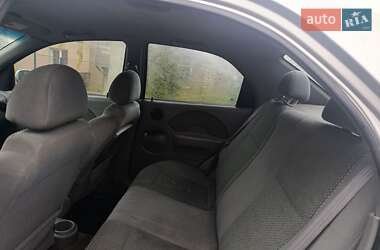 Седан Chevrolet Aveo 2005 в 