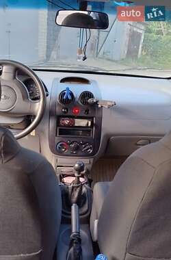 Седан Chevrolet Aveo 2005 в 