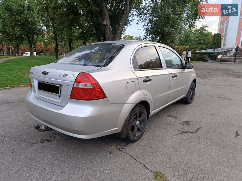 Седан Chevrolet Aveo 2007 в Киеве