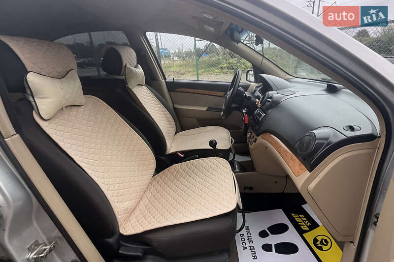 Седан Chevrolet Aveo 2007 в Стрые